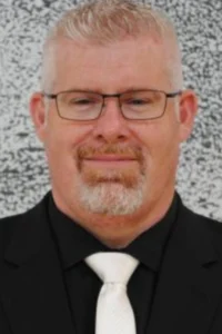 Brd_16_DirSE_HowardLou